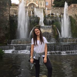 Meet your Posher, Jenny